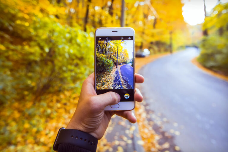 10 Tips for Taking Eye-Catching Photos with Your Phone