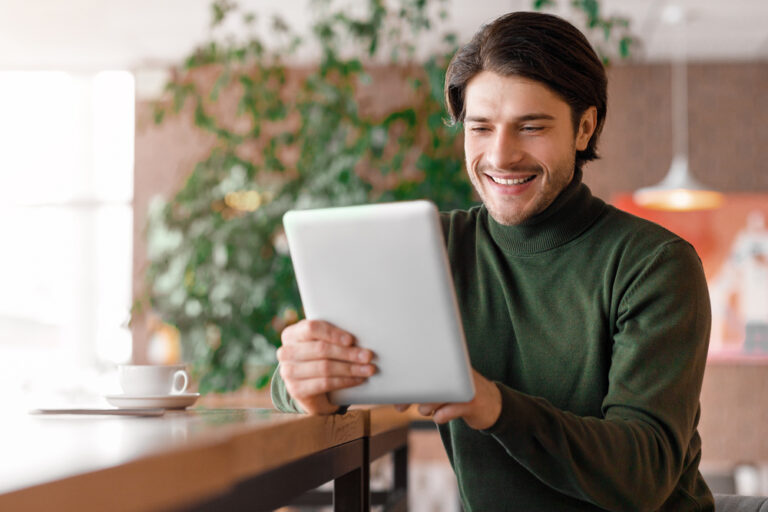 How to Write Captivating Social Media Captions That Drive Clicks
